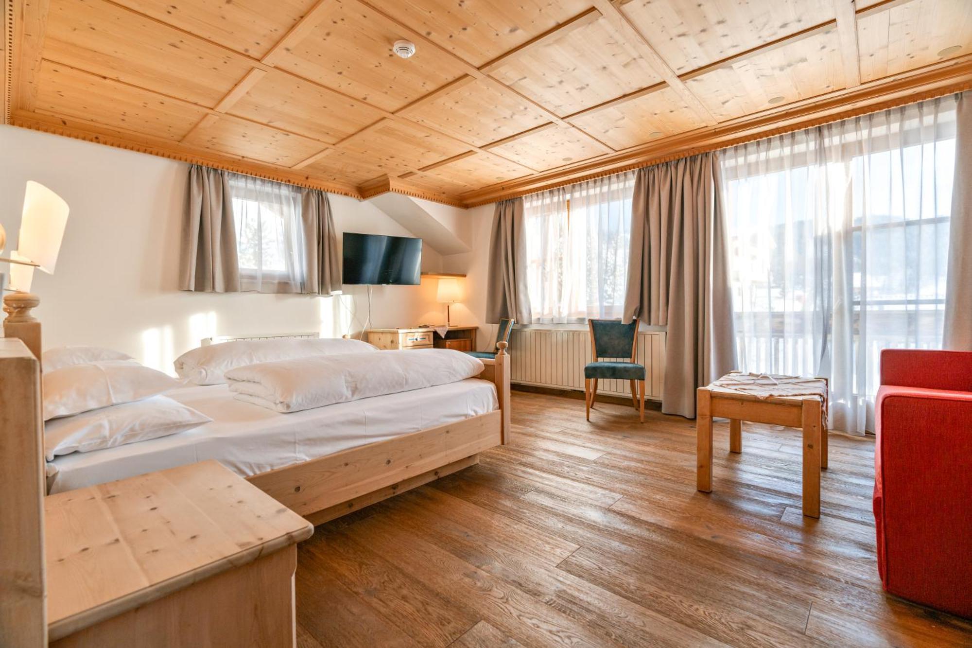 Sporthotel Panorama Corvara In Badia Kültér fotó