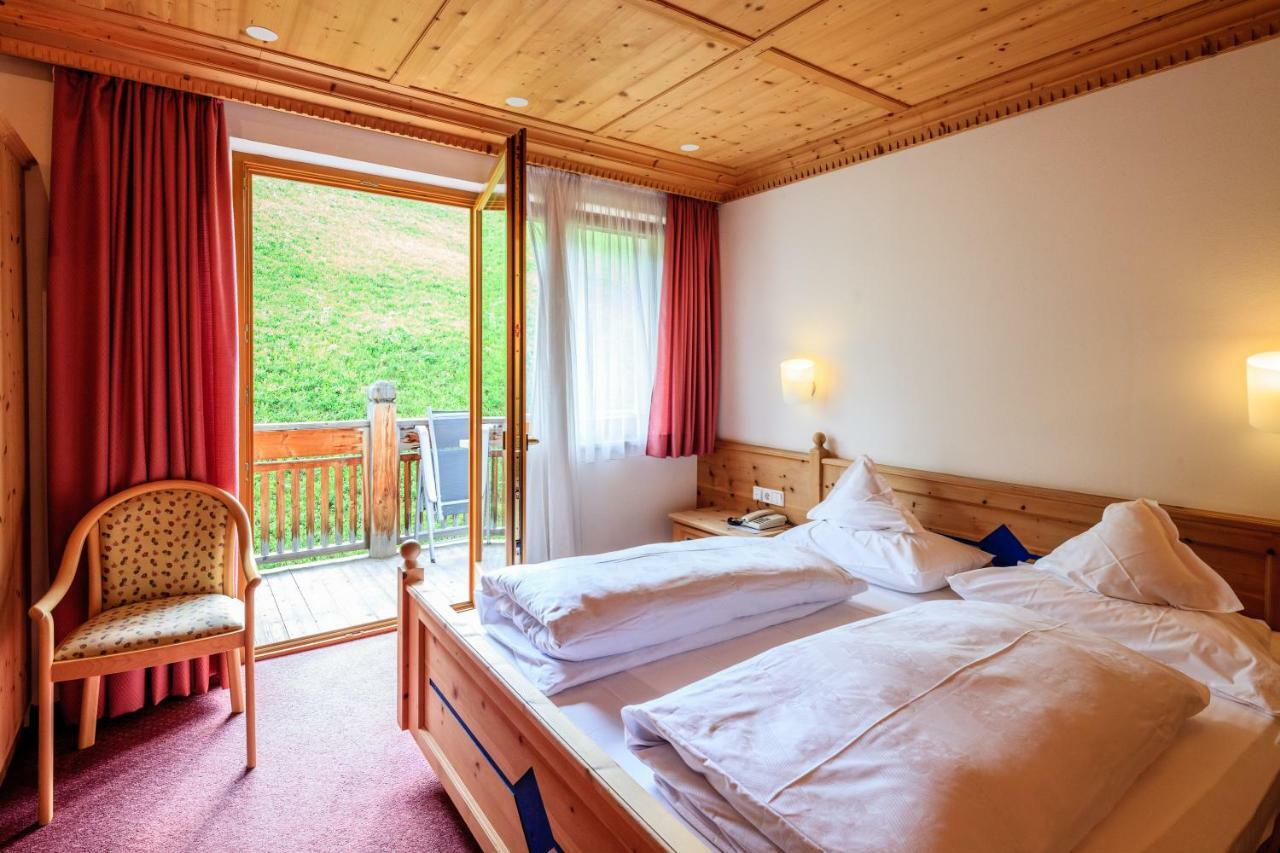 Sporthotel Panorama Corvara In Badia Kültér fotó